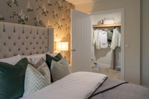 Show home wardrobe storage